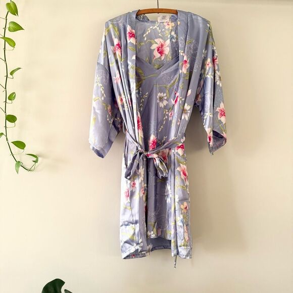 LA Intimates Lavender Floral Robe with Cami in Size L - Picture 1 of 5
